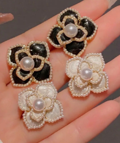 Camila Flower Pearl Earrings